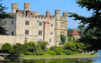 Leeds Castle and Canterbury- 9 hour tour