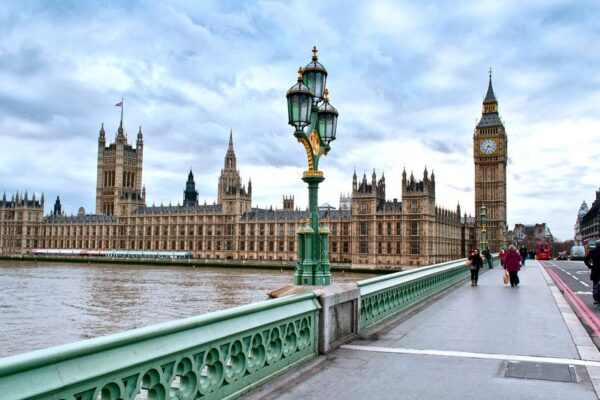 London on Foot and Public Transport 8 Hour Tour