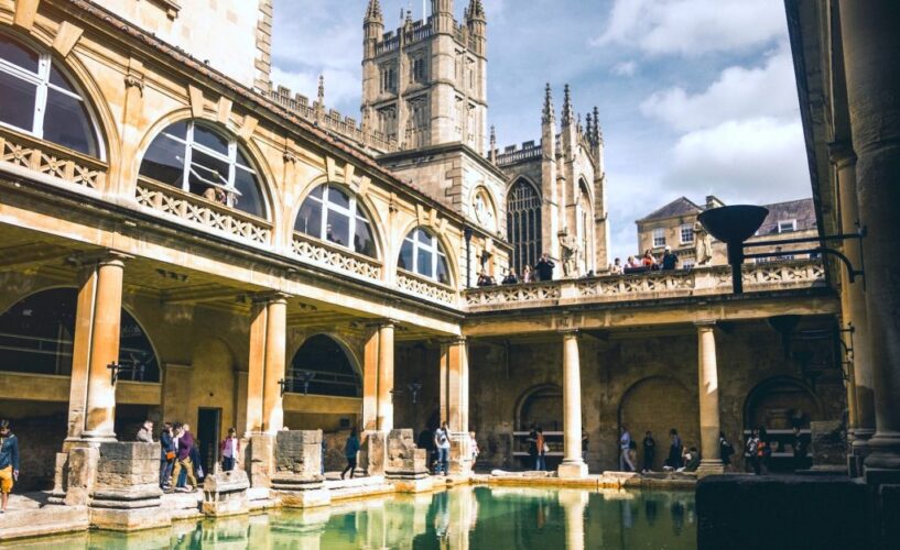 jose-llamas-1093937-unsplash-BATH jose-llamas-1093937-unsplash-BATH