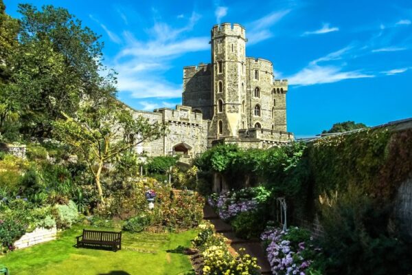 Windsor Castle and London by Car – 8 Hour Tour