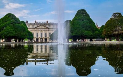 Hampton Court Palace by Train – 4 Hour Tour