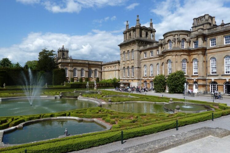 blenheim-palace-867689_1920 blenheim-palace-867689_1920