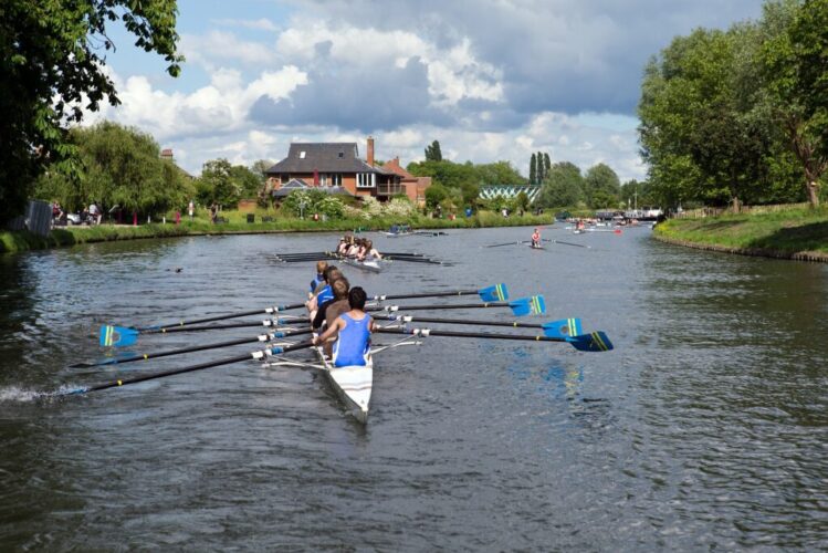 rowers-384236_1920 rowers-384236_1920